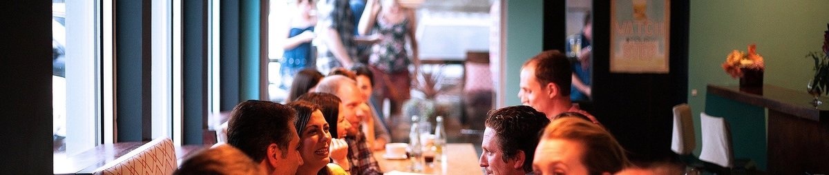restaurant-690975_1920.jpg