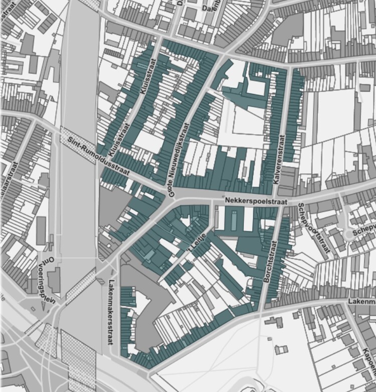 Een grondplan met gemarkeerde huizen die in aanmerking komen voor wijkrenovatie Nekkerspoel